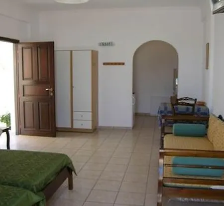 Despina Hotel 2*